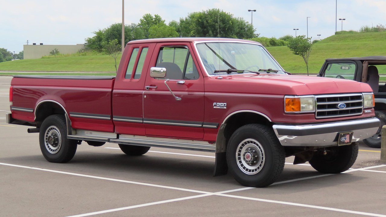 Ford F-250 (1983-1994, 6.9L/7.3L IDI diesel) — Image Credit: MercurySable99 - CC BY-SA 4.0/Wiki Commons