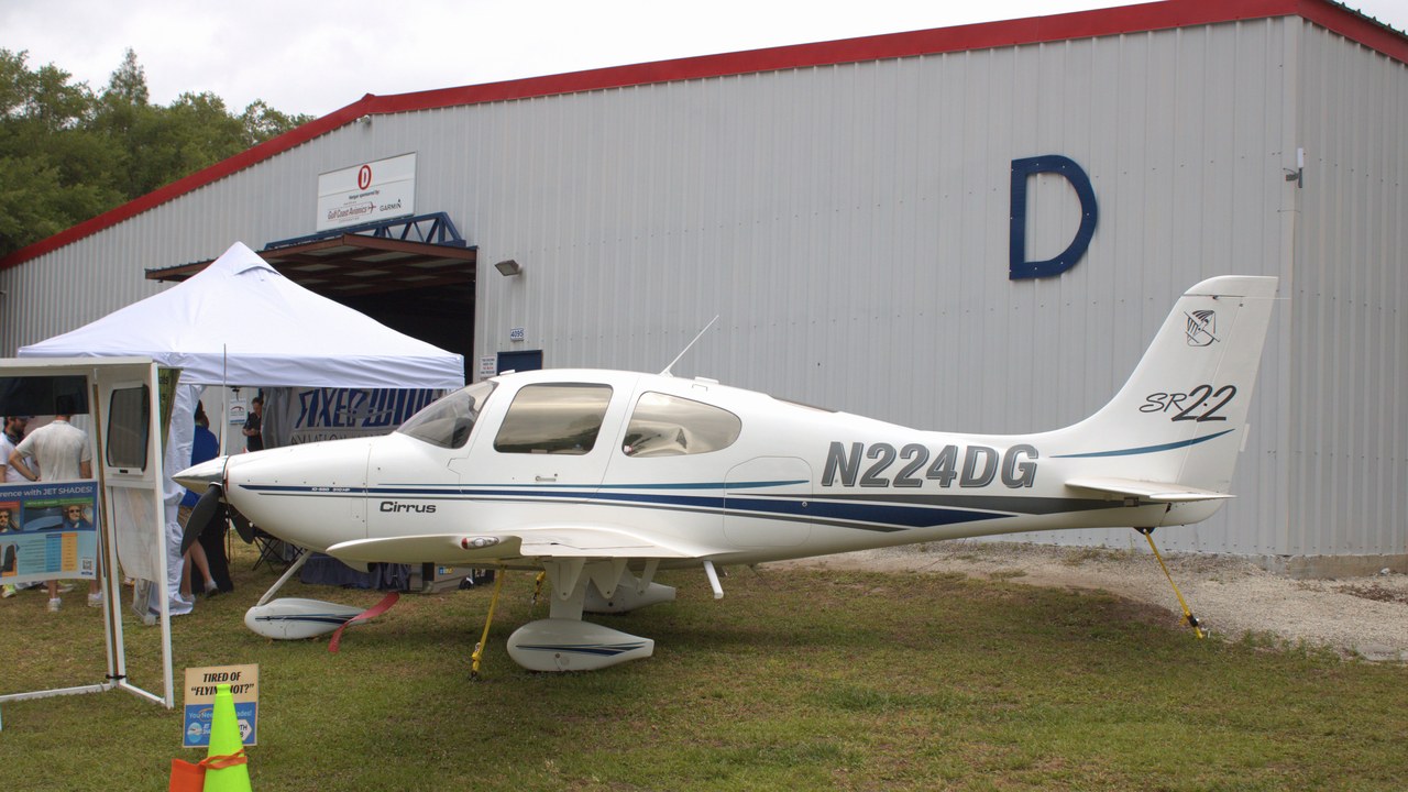 Cirrus SR22 — Image Credit: ZLEA - CC BY-SA 4.0/Wiki Commons