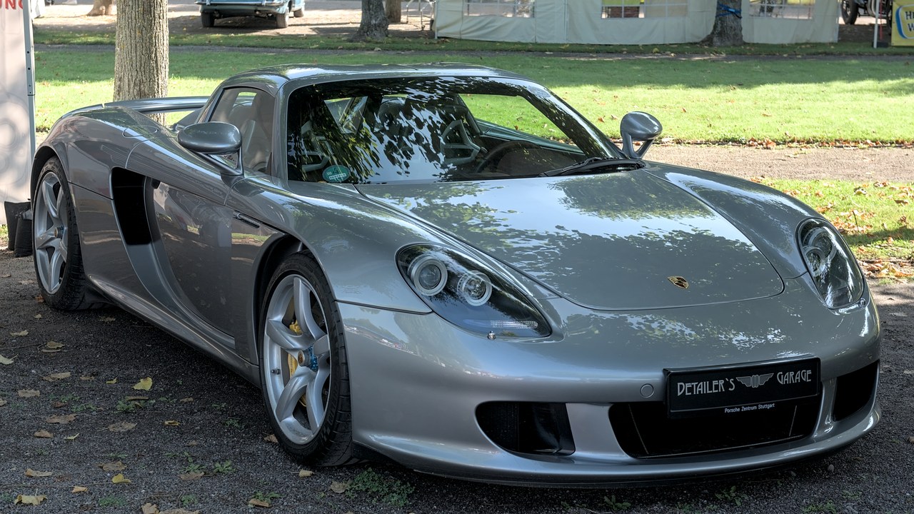 Porsche Carrera GT — Image Credit: Alexander Migl - CC BY-SA 4.0/Wiki Commons