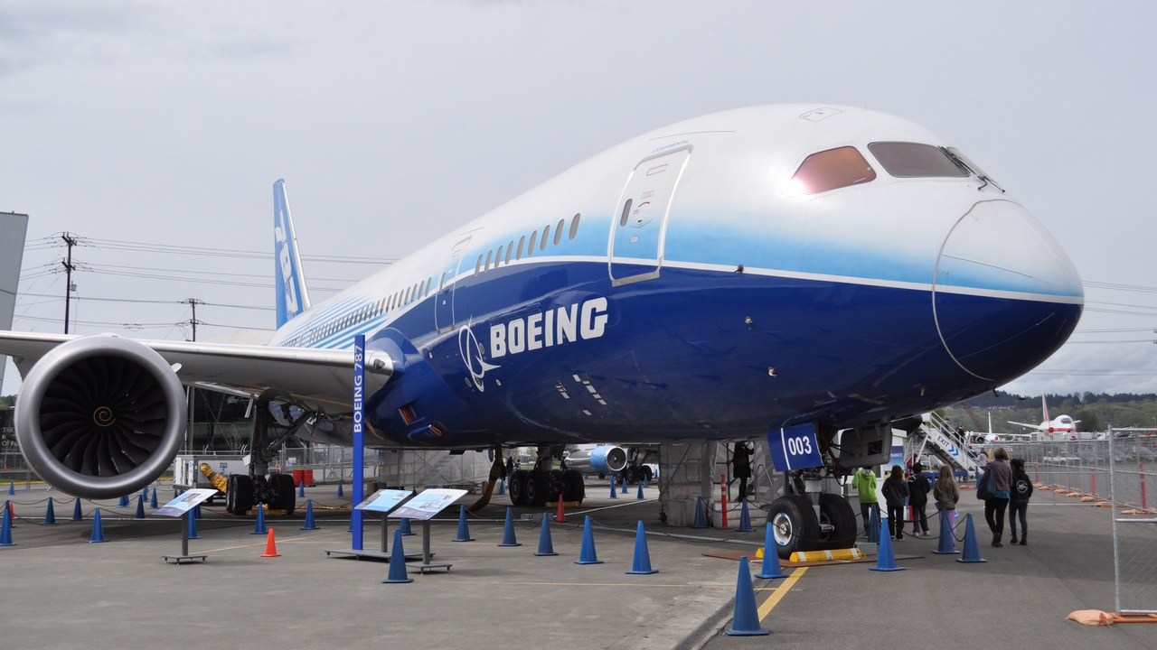 Boeing 787 Dreamliner — Image Credit: Eric Salard - CC BY-SA 2.0/Wiki Commons