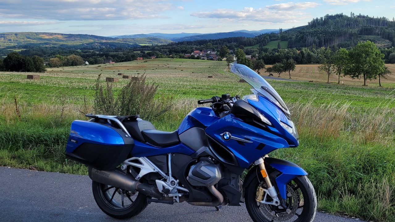BMW R1250RT — Image Credit: Bayahusa - CC BY-SA 4.0/Wiki Commons