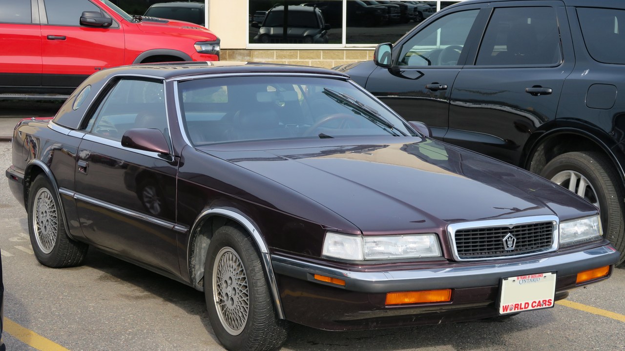 Chrysler TC by Maserati — Image Credit: Elise240SX - CC BY-SA 4.0/Wiki Commons