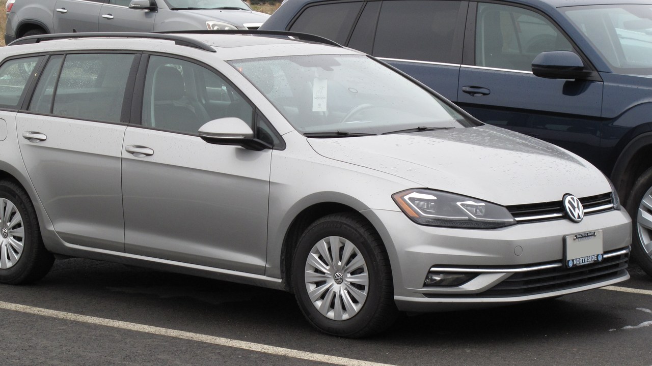 Volkswagen Golf SportWagen — Image Credit: Elise240SX - CC BY-SA 4.0/Wiki Commons