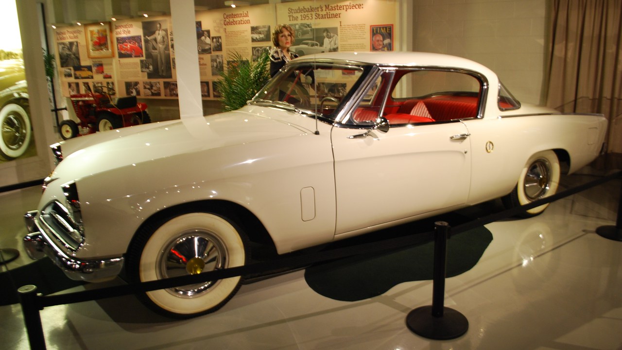 Studebaker Starliner — Image Credit: mac - CC BY-SA 2.0/Wiki Commons