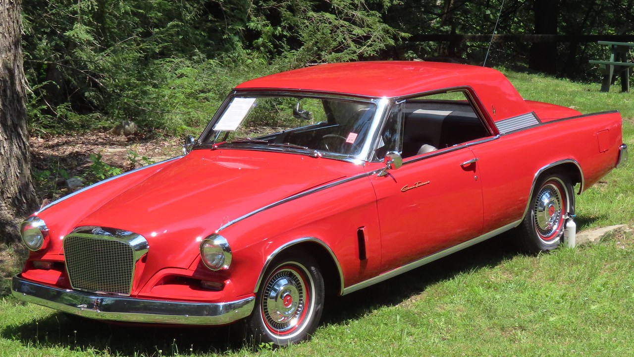 Studebaker Gran Turismo Hawk — Image Credit: MercurySable99 - CC BY-SA 4.0/Wiki Commons