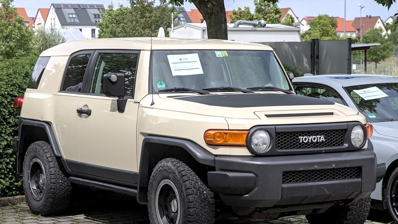 Toyota FJ Cruiser — Image Credit: Alexander Migl - CC BY-SA 4.0/Wiki Commons