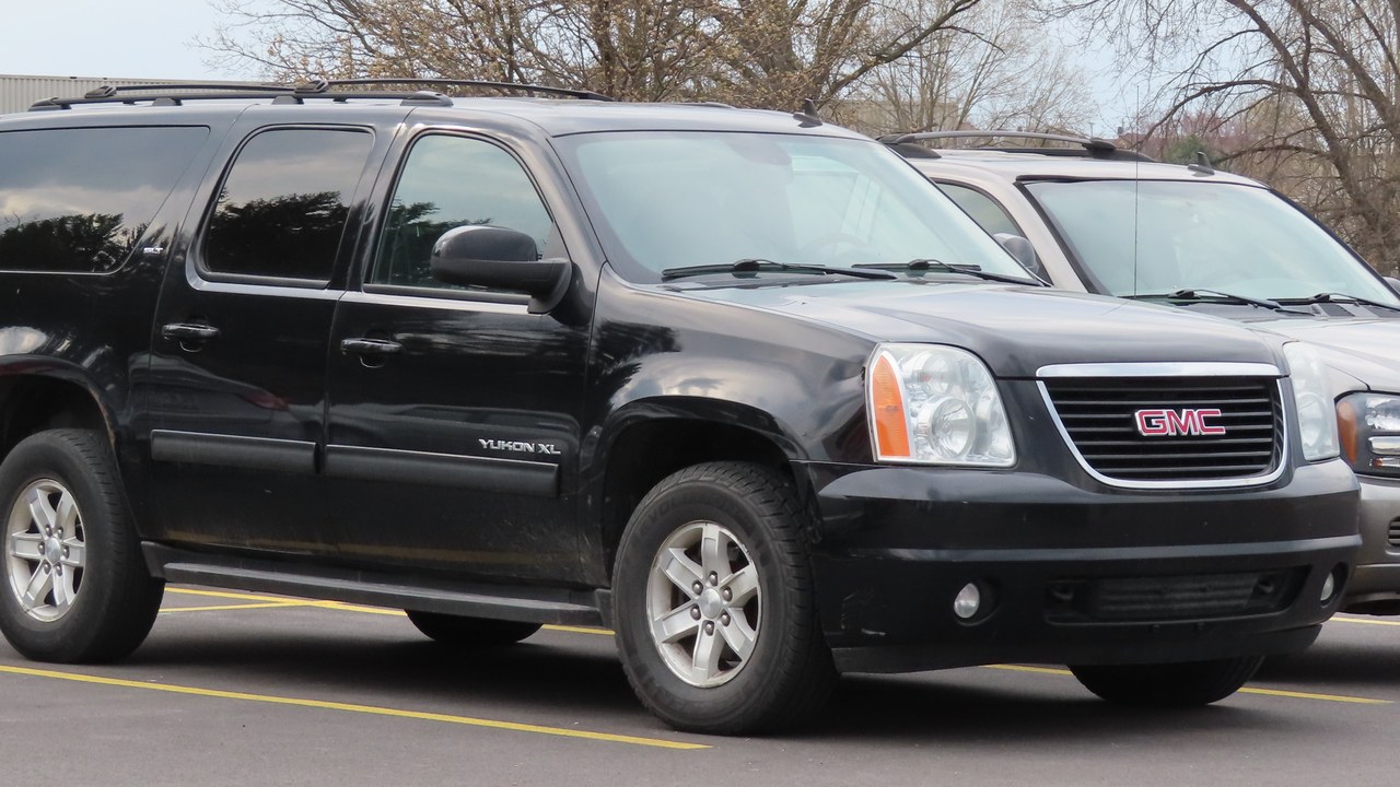 GMC Yukon — Image Credit: MercurySable99 - CC BY-SA 4.0/Wiki Commons