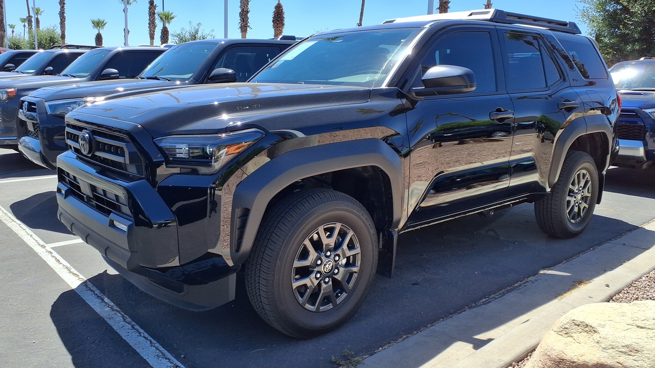 Toyota 4Runner — Image Credit: HJUdall - CC0/Wiki Commons
