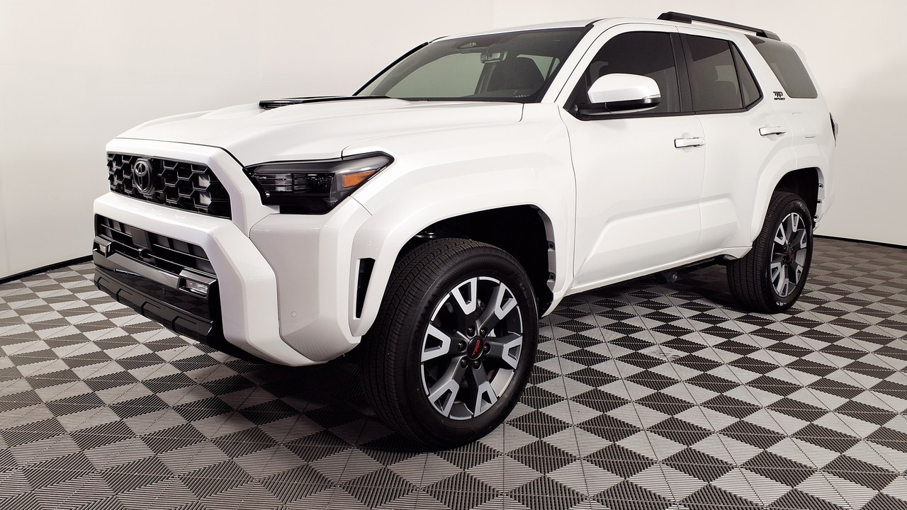 Toyota 4Runner — Image Credit: HJUdall - CC0/Wiki Commons