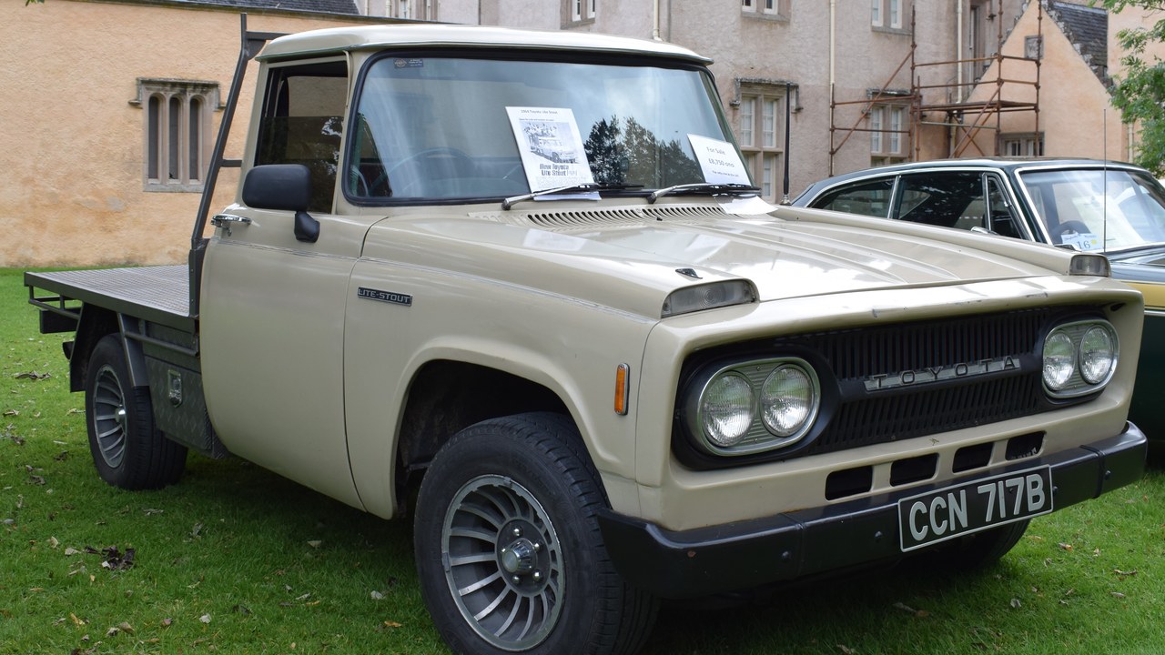 Toyota Stout — Image Credit: Graham Robertson - CC BY 4.0/Wiki Commons