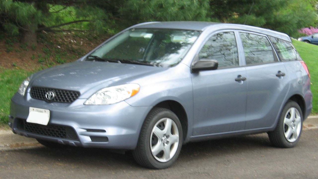Toyota Matrix — Image Credit: IFCAR - Public domain/Wiki Commons