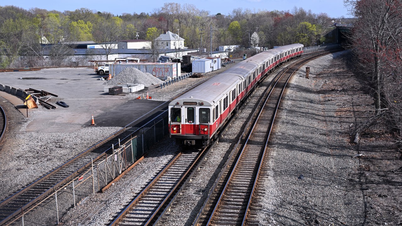 Boston MBTA subway — Image Credit: 4300streetcar - CC BY 4.0/Wiki Commons
