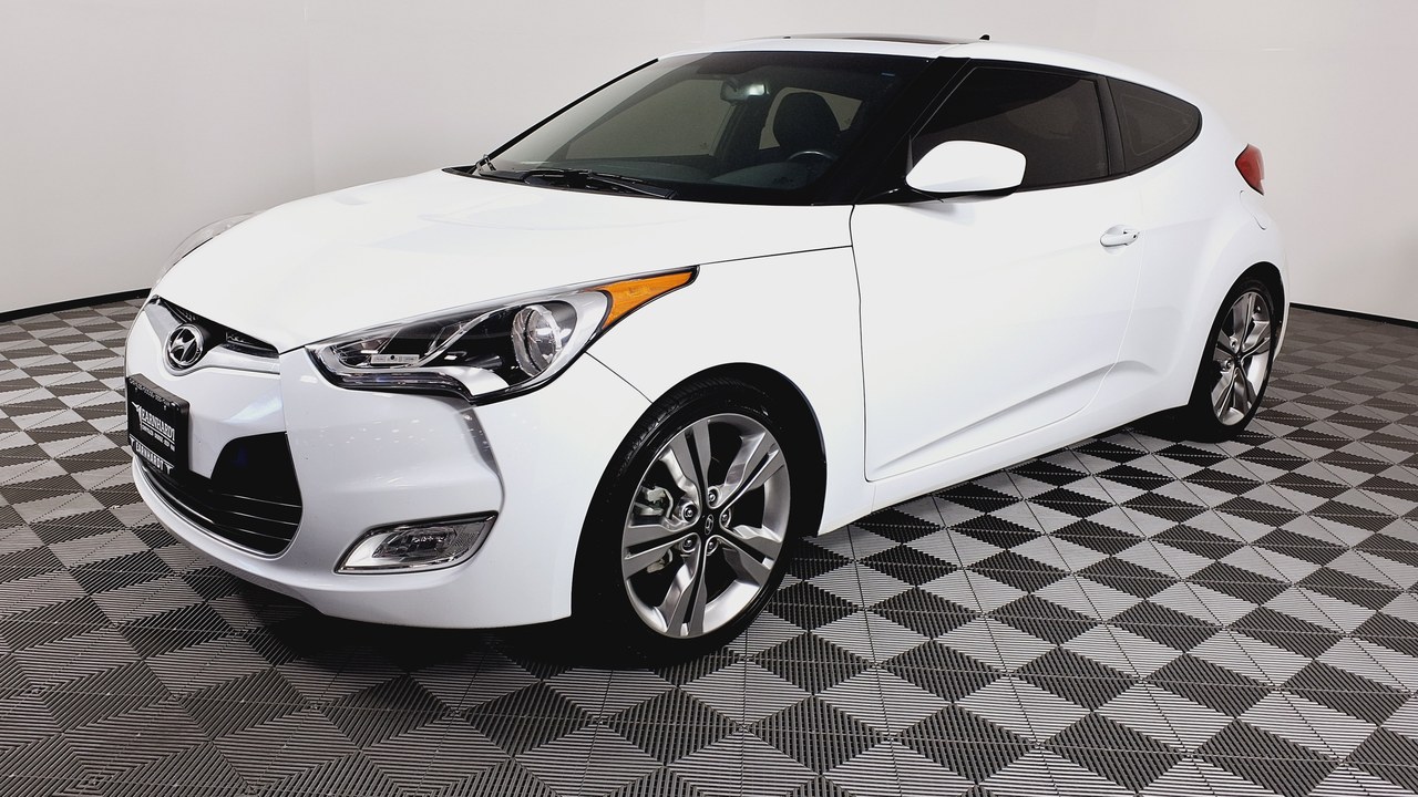 Hyundai Veloster (2012-2017) — Image Credit: HJUdall - CC0/Wiki Commons
