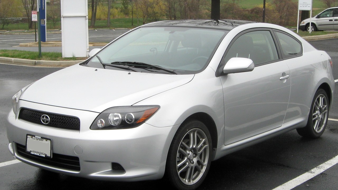 Scion tC (2005-2010) — Image Credit: IFCAR - Public domain/Wiki Commons
