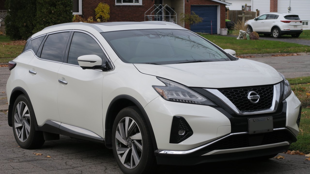 2021–23 Nissan Murano — Image Credit: Elise240SX - CC BY-SA 4.0/Wiki Commons