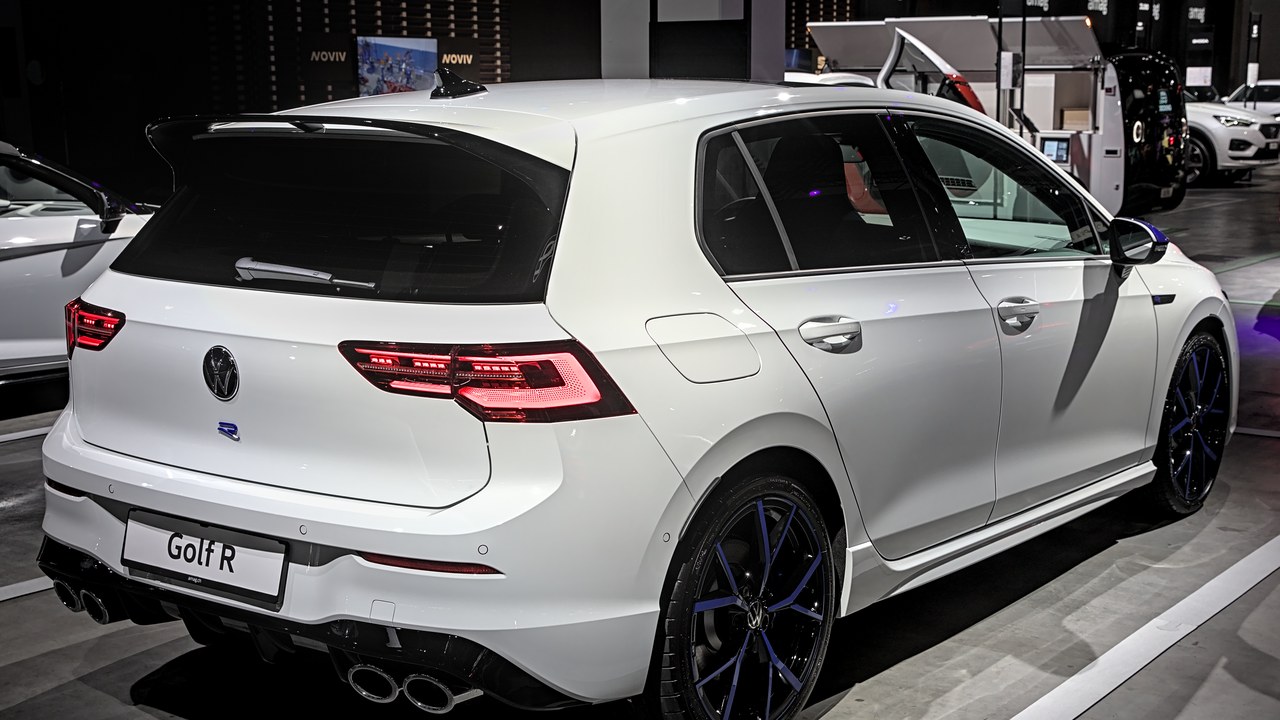 Volkswagen Golf R — Image Credit: Alexander-93 - CC BY-SA 4.0/Wiki Commons