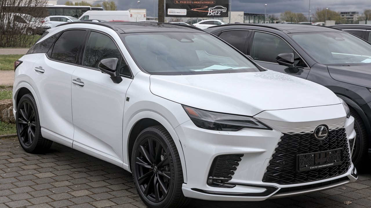 Lexus RX 500h — Image Credit: Alexander-93 - CC BY-SA 4.0/Wiki Commons