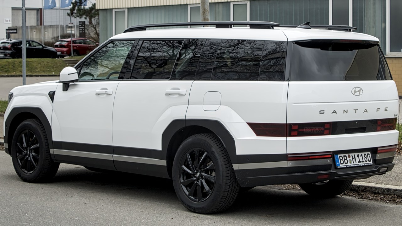 Hyundai Santa Fe — Image Credit: Alexander Migl - CC BY-SA 4.0/Wiki Commons
