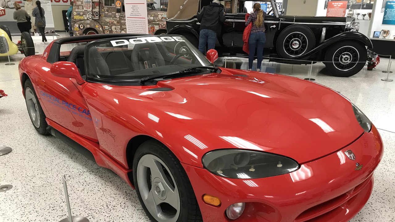 1991 Dodge Viper RT/10 — Image Credit: Wolowski - CC BY-SA 4.0/Wiki Commons