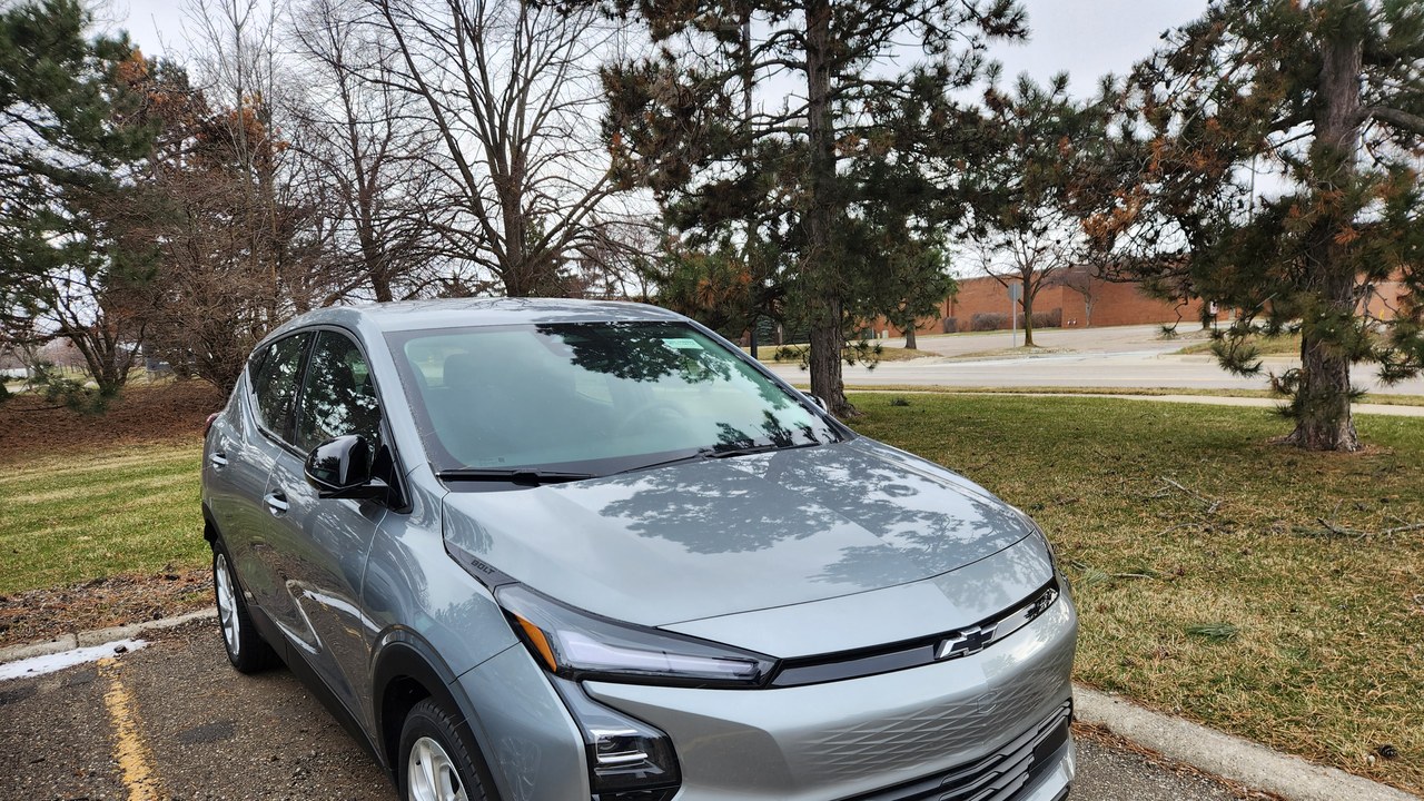Chevrolet Bolt — Image Credit: DontCallMeLateForDinner - CC BY-SA 4.0/Wiki Commons