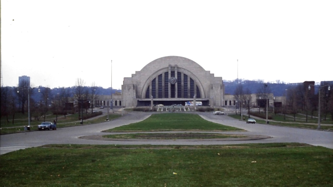 Cincinnati Union Terminal — Image Credit: Bmzuckerman - CC BY 4.0/Wiki Commons