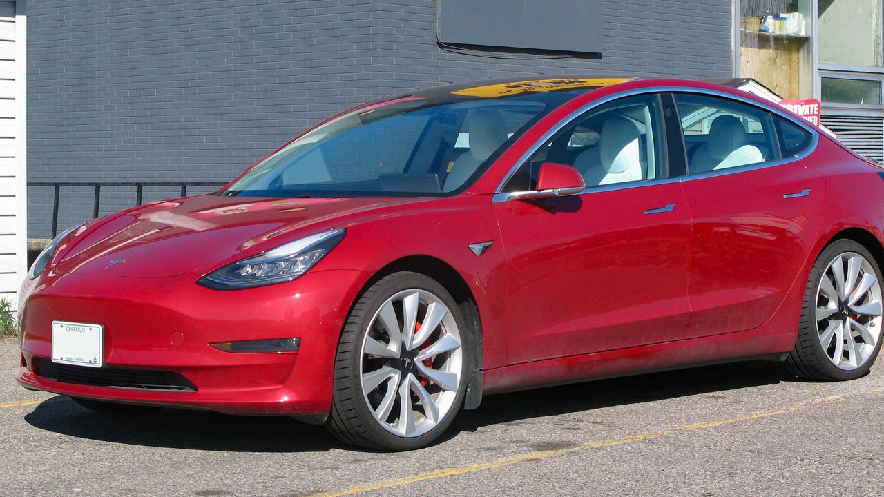 Tesla Model 3 — Image Credit: Elise240SX - CC BY-SA 4.0/Wiki Commons