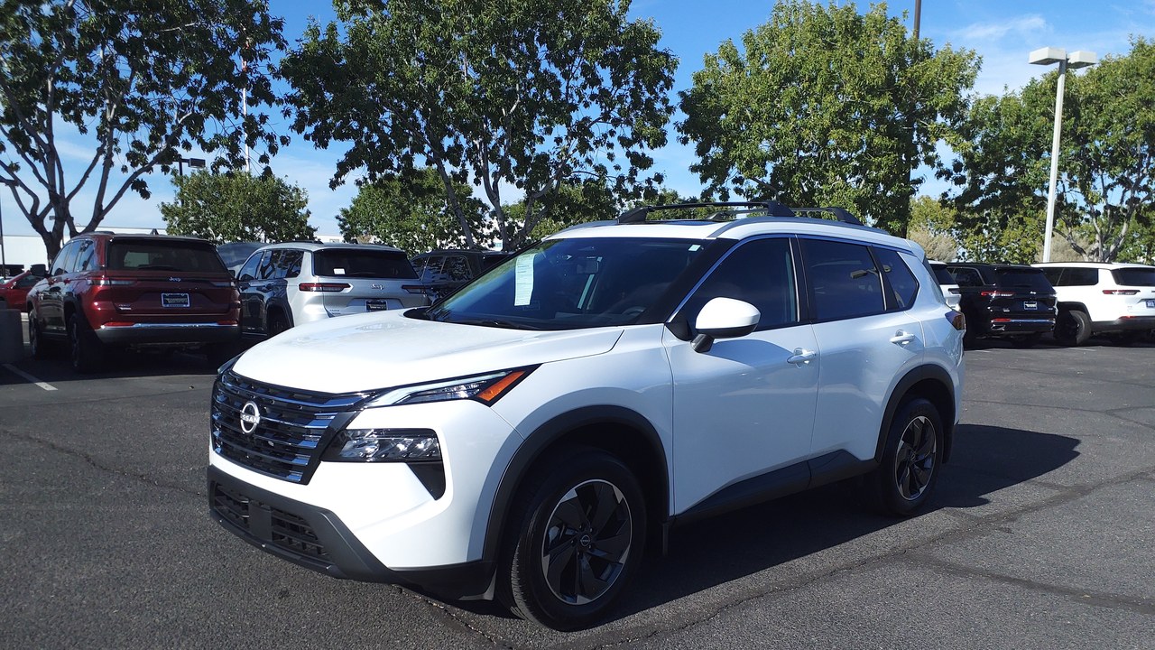Nissan Rogue — Image Credit: HJUdall - CC0/Wiki Commons