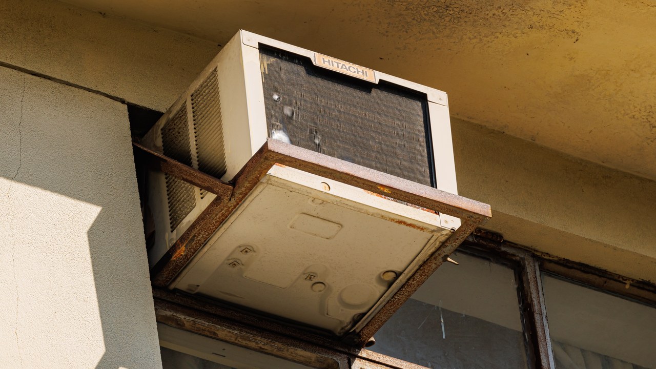Friedrich KÜHL window air conditioners — Image Credit: Dinkun Chen - CC BY-SA 4.0/Wiki Commons