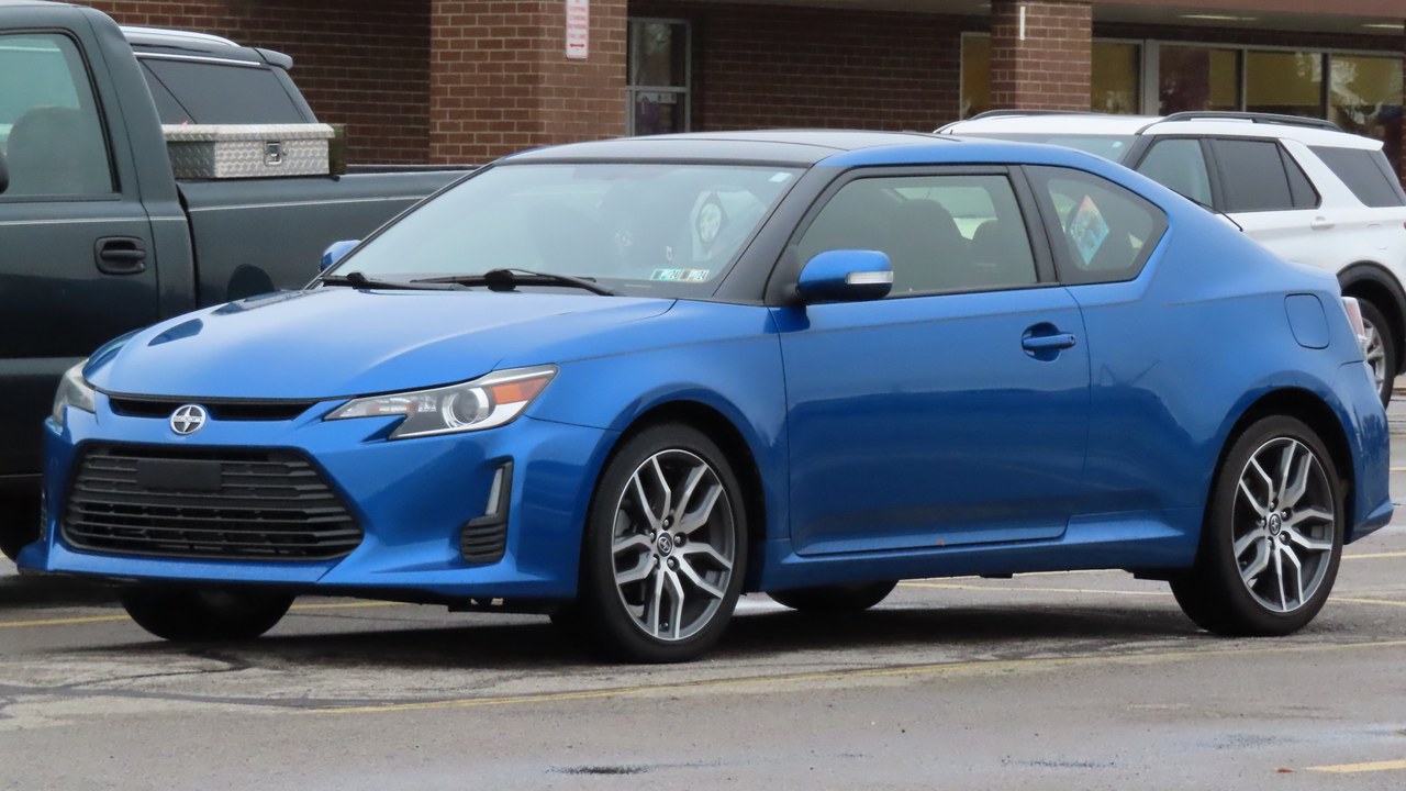 Scion tC — Image Credit: MercurySable99 - CC BY-SA 4.0/Wiki Commons