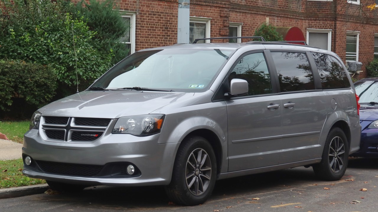 Dodge Grand Caravan — Image Credit: Kevauto - CC BY-SA 4.0/Wiki Commons