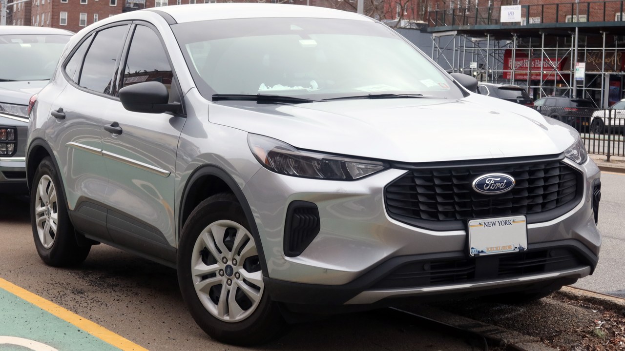 Ford Escape — Image Credit: Kevauto - CC BY-SA 4.0/Wiki Commons