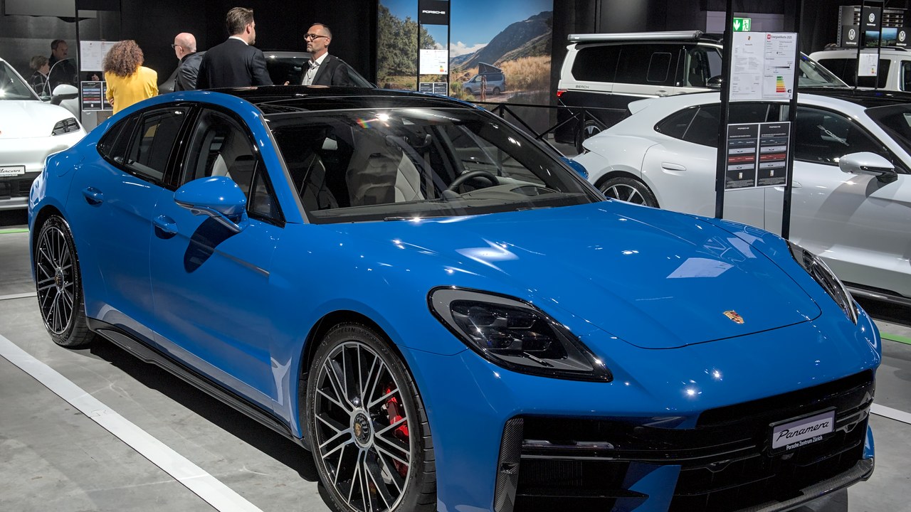 Porsche Panamera GTS — Image Credit: Alexander Migl - CC BY-SA 4.0/Wiki Commons