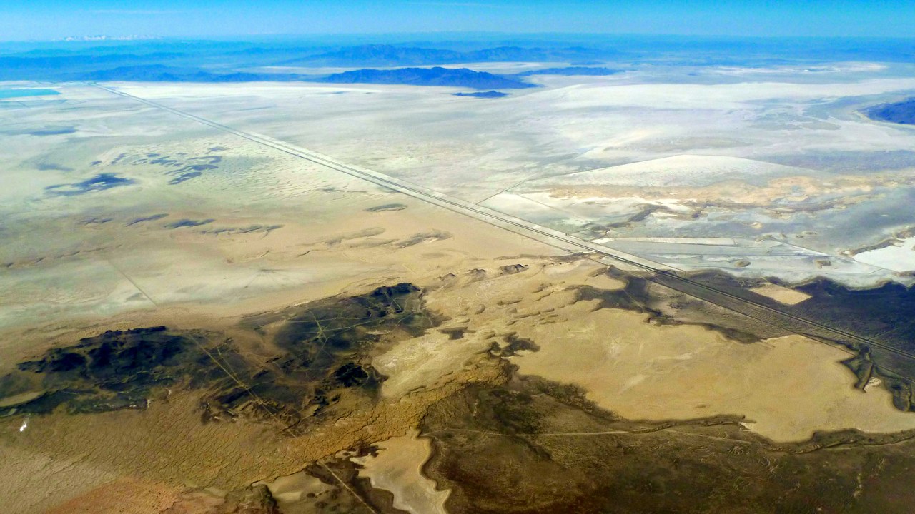 Bonneville Salt Flats — Image Credit: Don Ramey Logan - CC BY 4.0/Wiki Commons