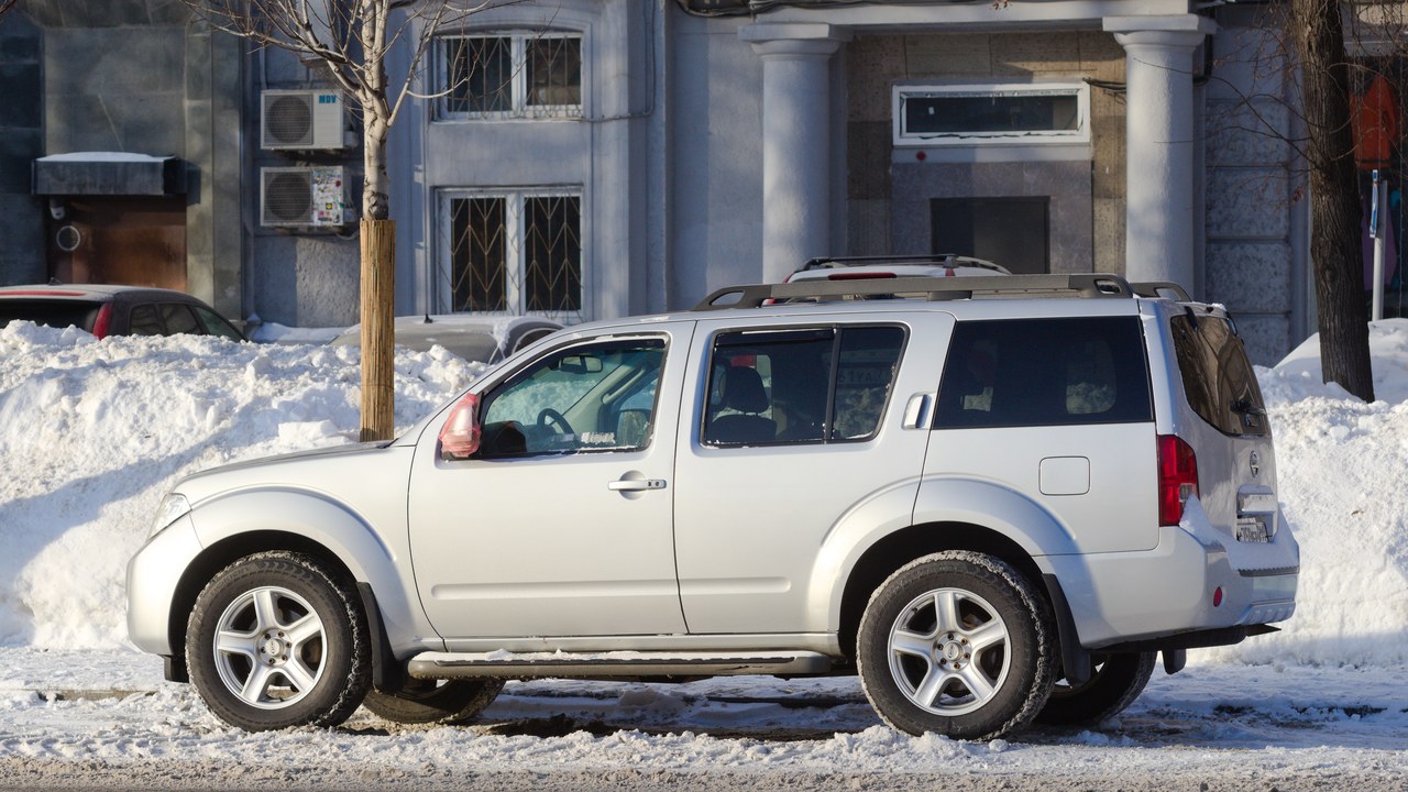 2005 Nissan Pathfinder — Image Credit: Retired electrician - CC0/Wiki Commons