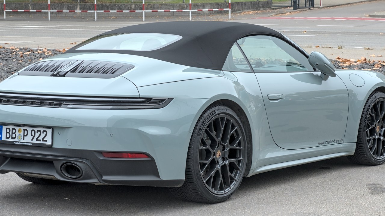 Porsche 911 — Image Credit: Alexander Migl - CC BY-SA 4.0/Wiki Commons