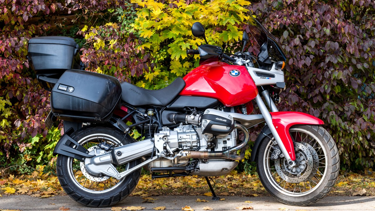 BMW R 1100 GS (1993) — Image Credit: joergens.mi - CC BY-SA 3.0/Wiki Commons