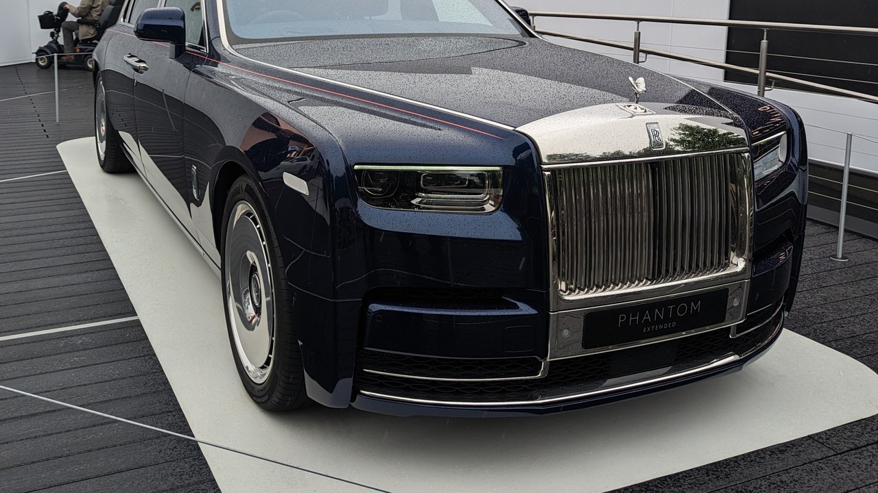 Rolls-Royce Phantom — Image Credit: Calreyn88 - CC BY-SA 4.0/Wiki Commons