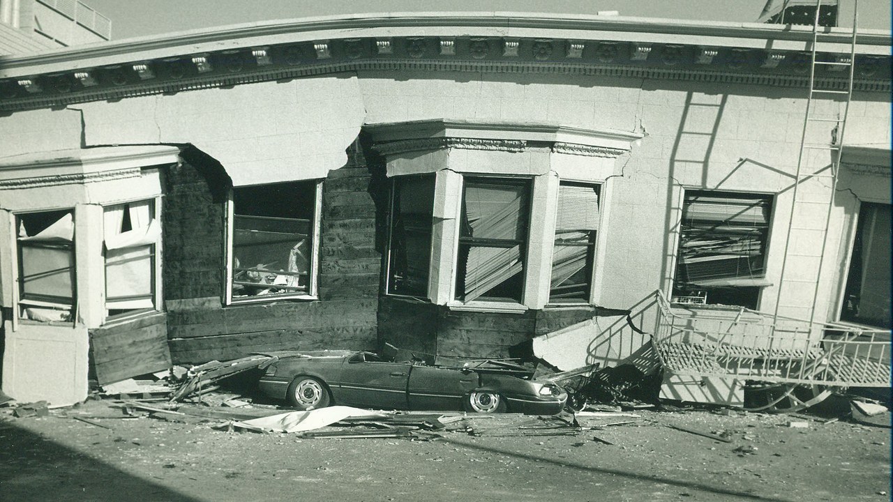1989 Loma Prieta earthquake — Image Credit: Nancy Wong - CC BY-SA 3.0/Wiki Commons
